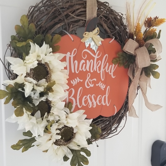 Fall Wreath - Picture 2 of 3